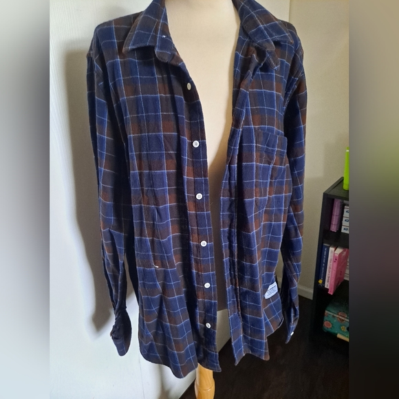 Flannel.🌈 - Picture 2 of 7